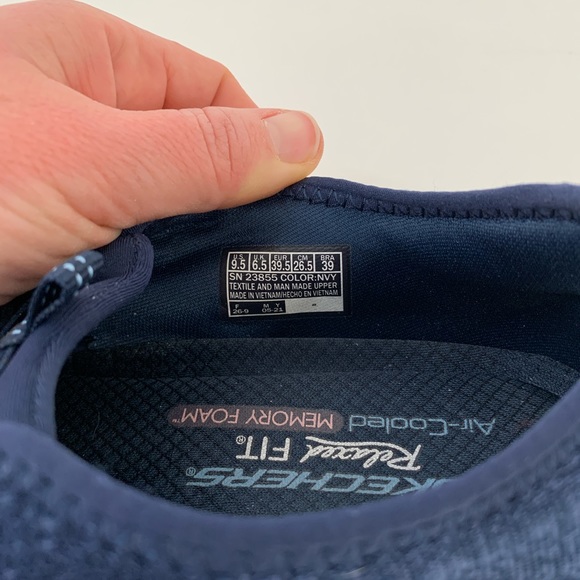 NIB Sketchers Relaxed Fit Air Cooled Memory Foam Sneakers - Picture 3 of 4